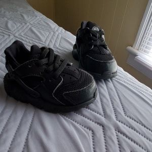 Infant Black Huaraches